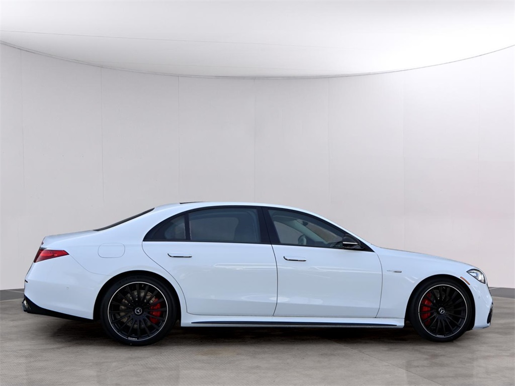 2025 Mercedes Benz S AMG photo 4