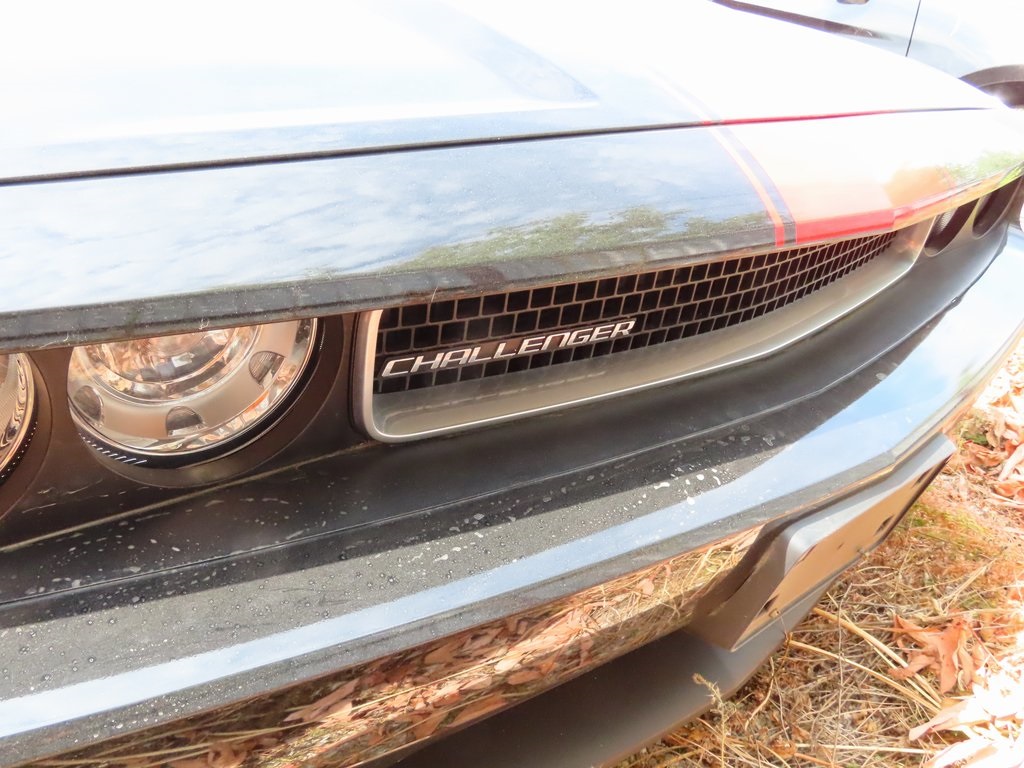 2013 Dodge Challenger Rallye Redline photo 2
