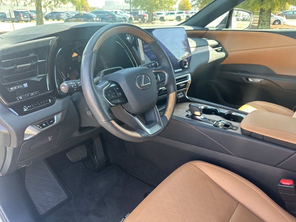 2024 Lexus RX 350 Premium photo 2