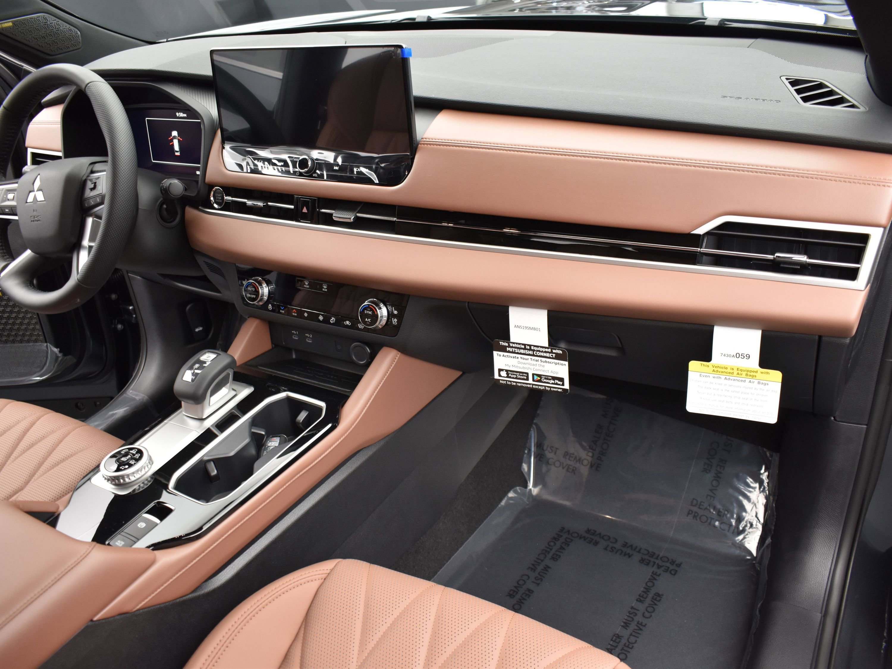 2025 Mitsubishi Outlander SEL photo 7