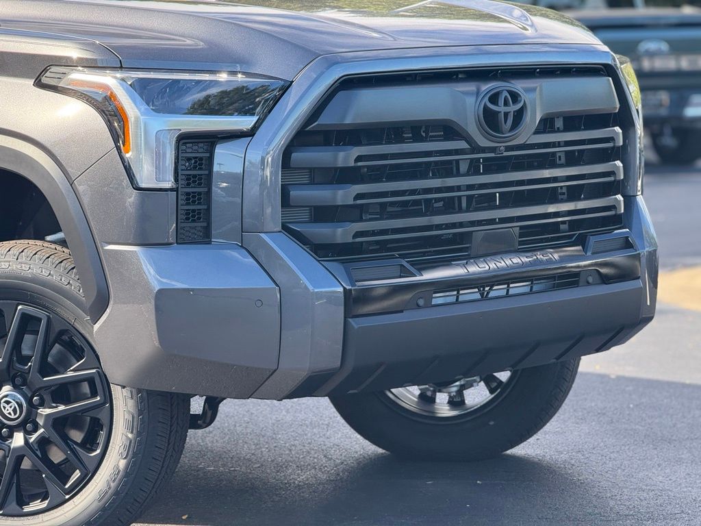2026 Toyota Tundra Limited CrewMax photo 4