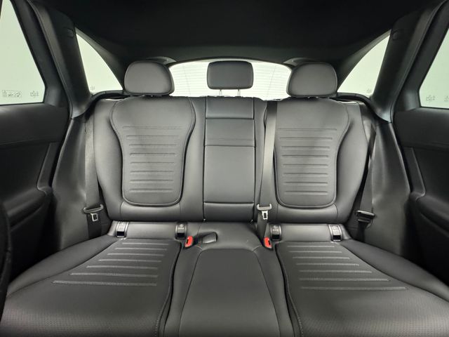 2025 Mercedes Benz GLC 350e 4MATIC photo 4