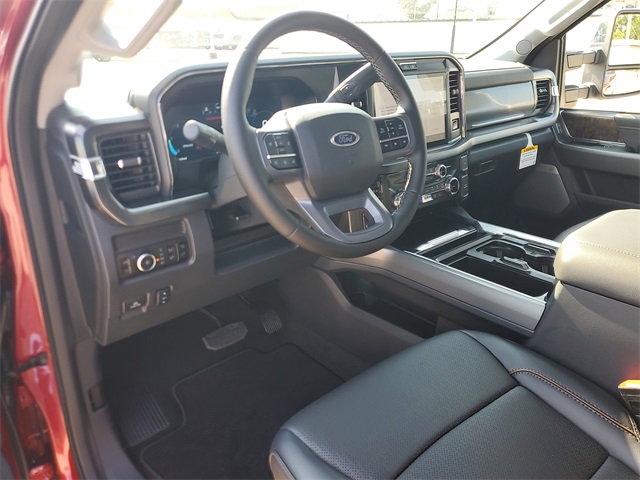 2025 Ford F-250 Lariat photo 18