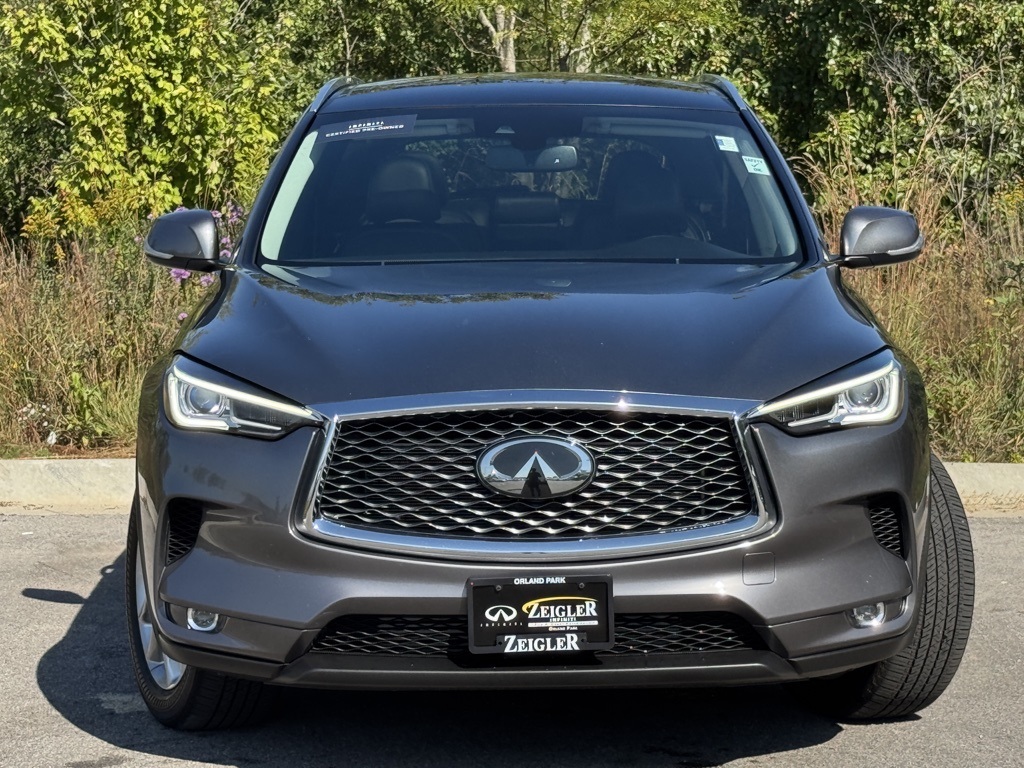 2021 Infiniti QX50 Luxe photo 2