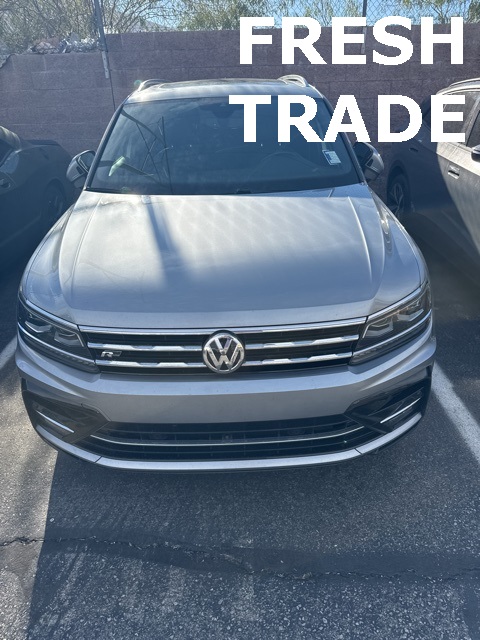 2021 Volkswagen Tiguan SEL Premium R-Line photo 2