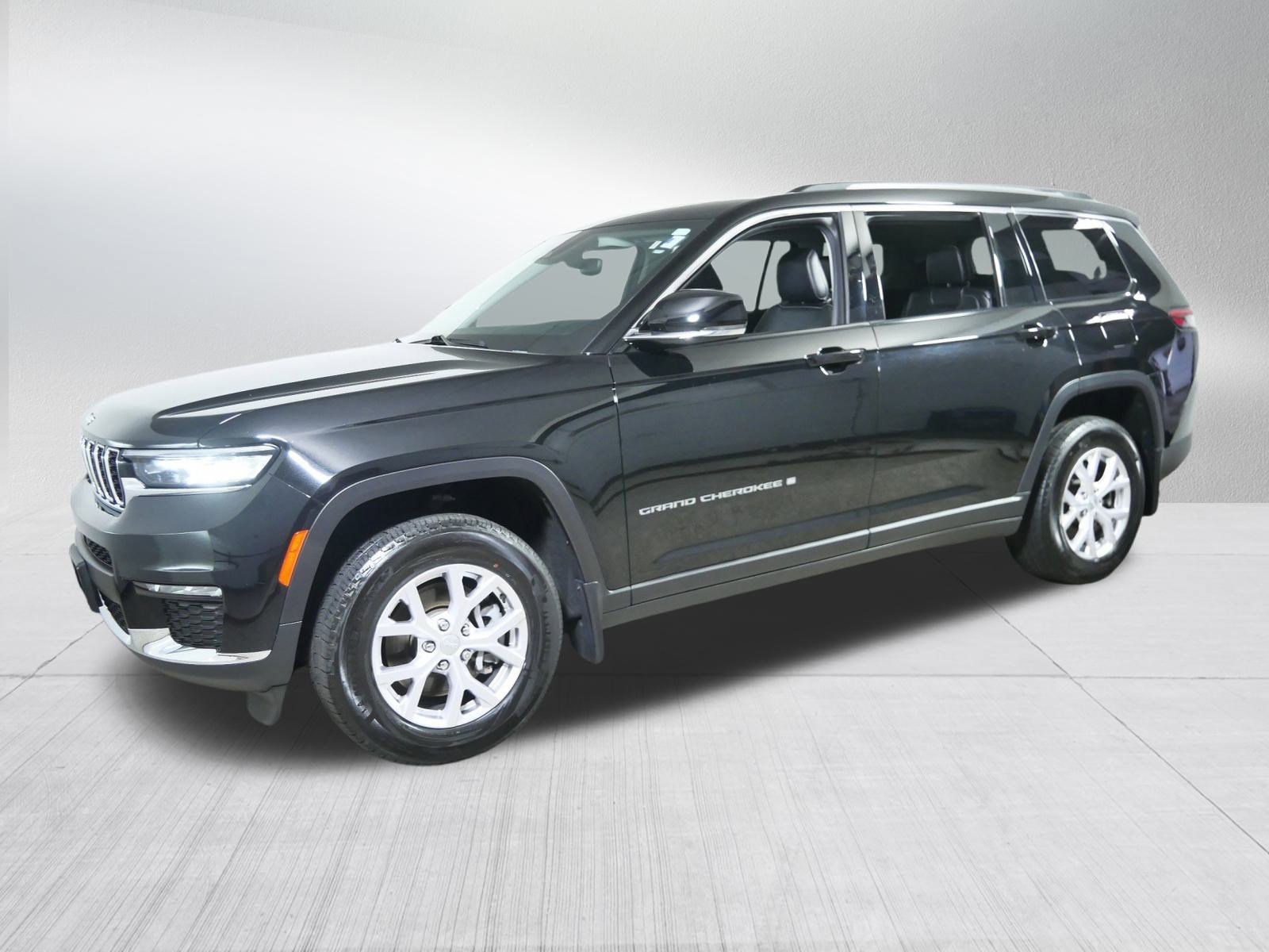 2022 Jeep Grand Cherokee Limited photo 3