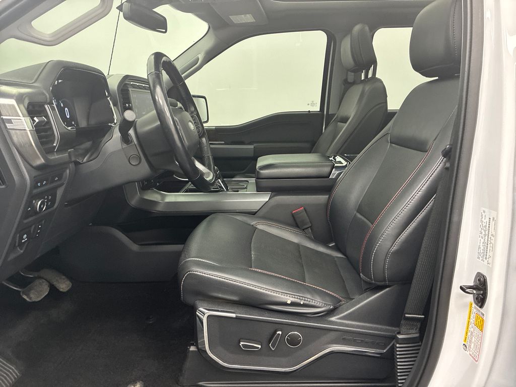 2022 Ford F-150 Lariat photo 8