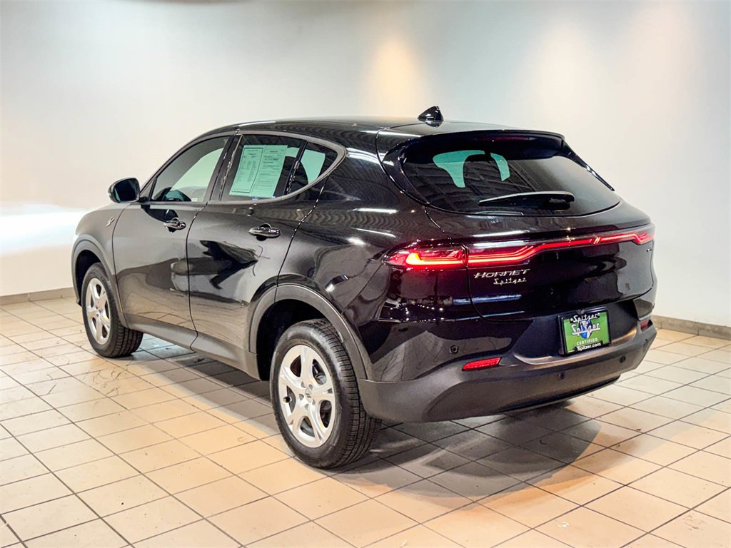 2024 Dodge Hornet GT photo 2