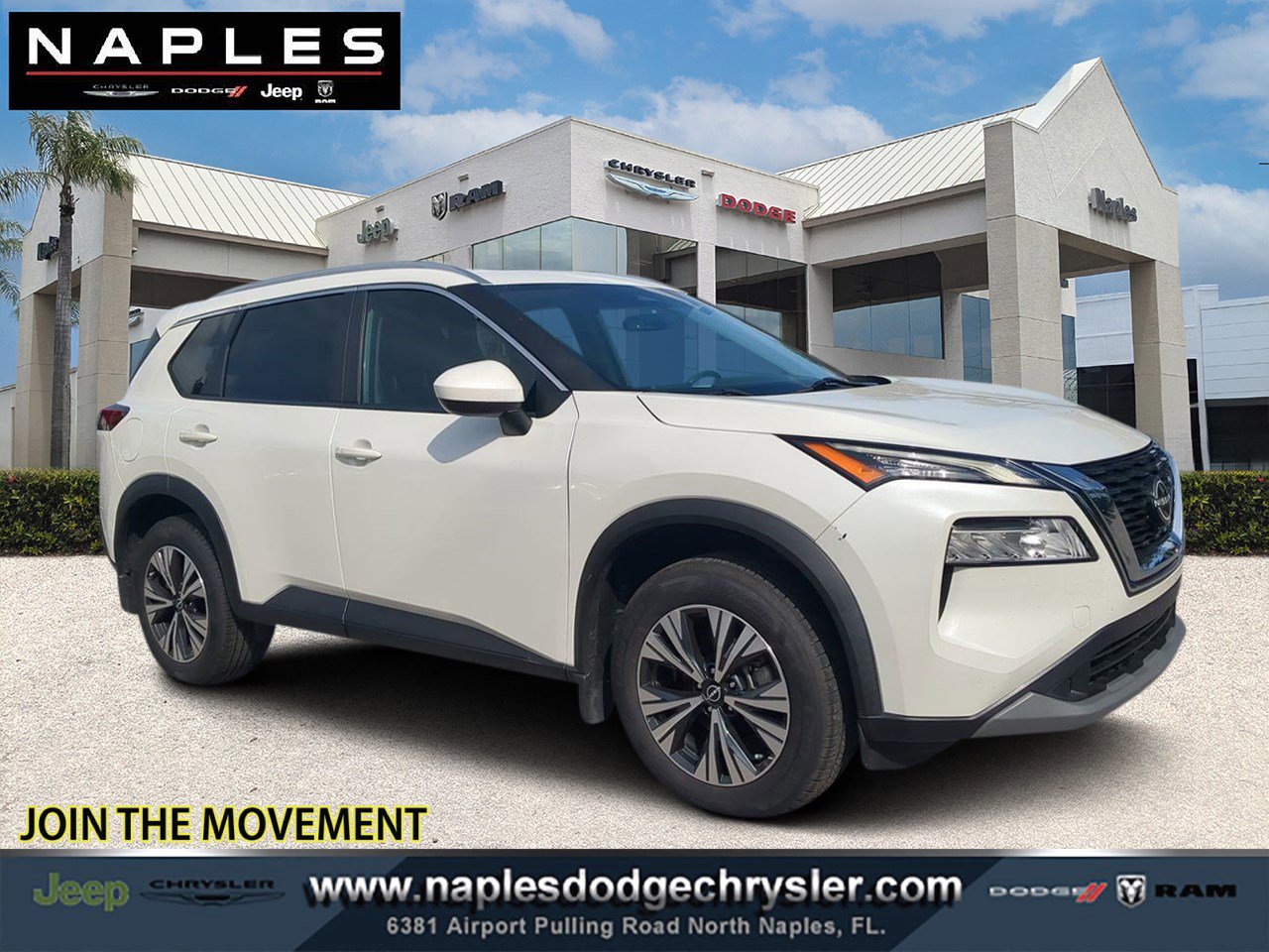 2023 Nissan Rogue SV's photo