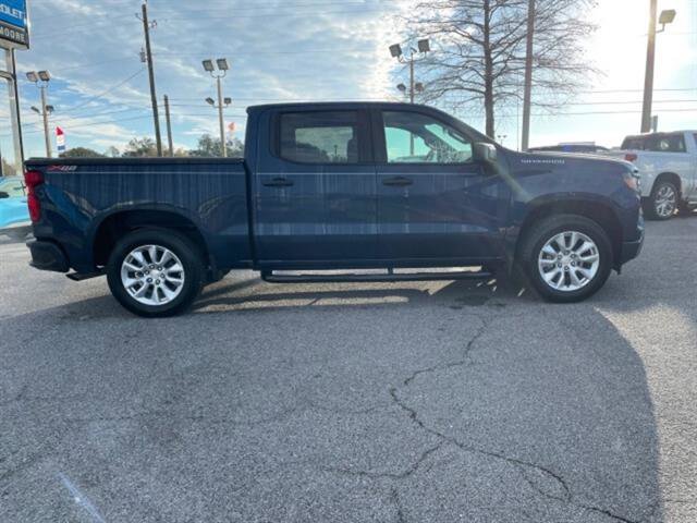 2023 Chevrolet Silverado 1500 Custom photo 8