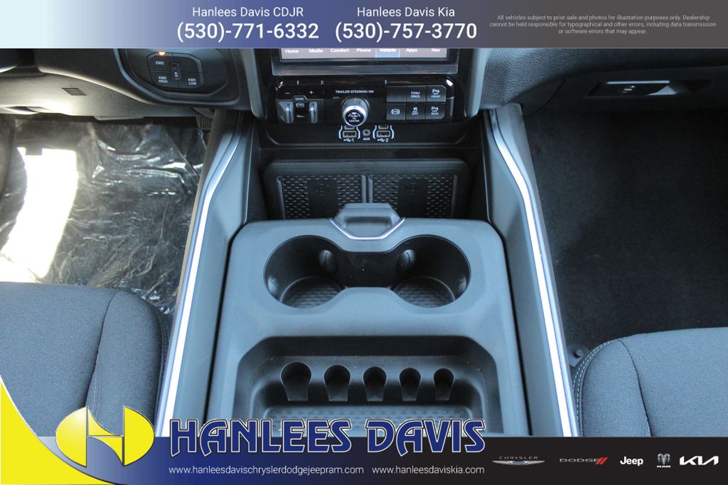 2026 Ram 2500 Big Horn photo 17