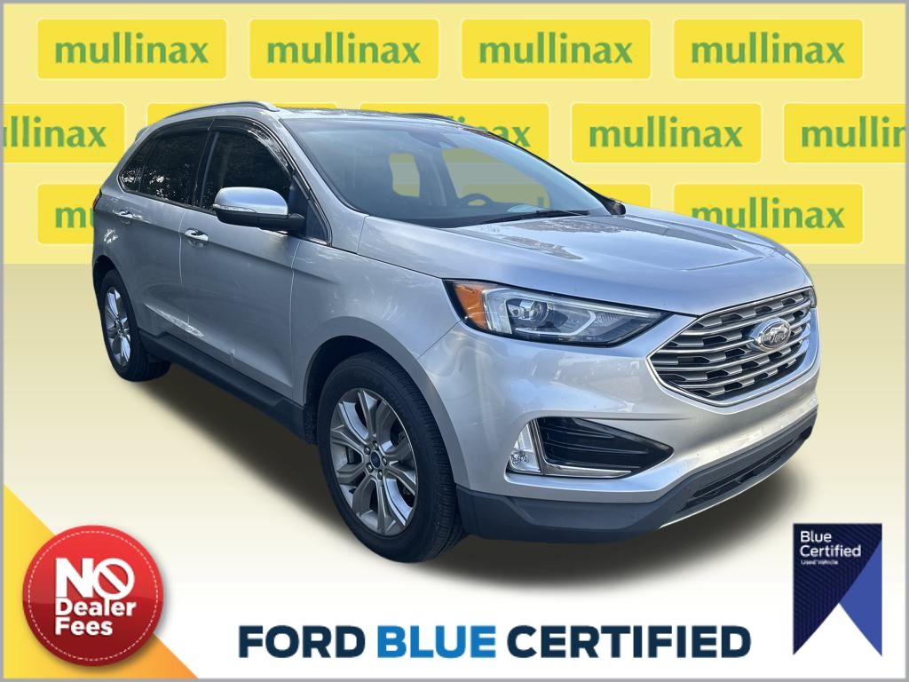 2019 Ford Edge Titanium's photo