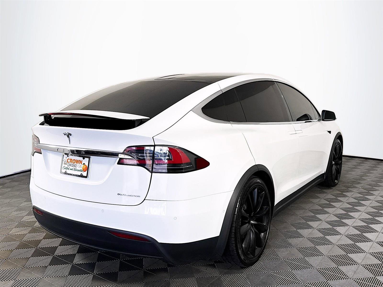 2020 Tesla Model X Long Range photo 7