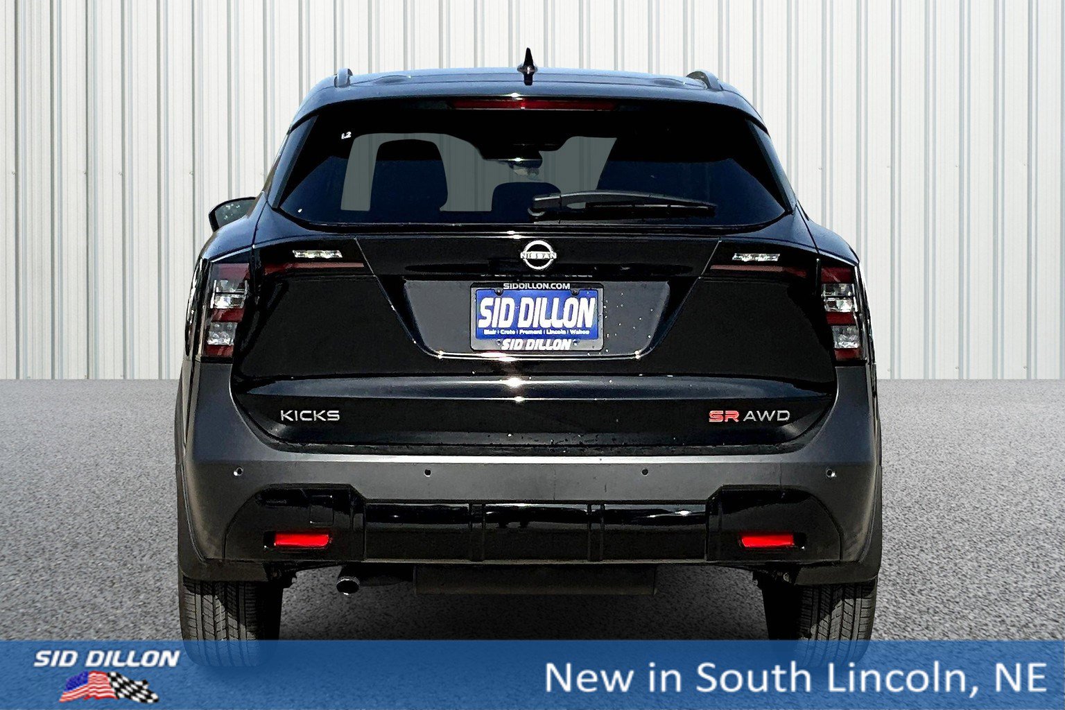 2025 Nissan Kicks SR photo 4