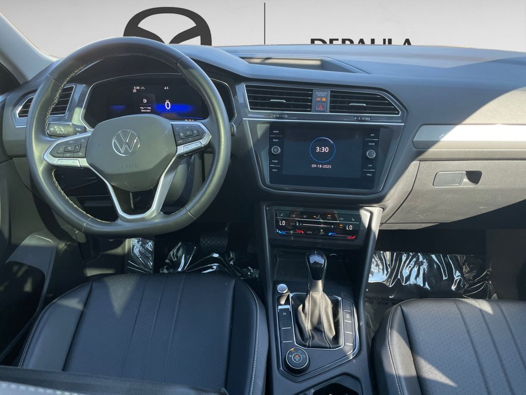 2022 Volkswagen Tiguan SE photo 10
