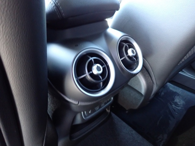 2025 Alfa Romeo Stelvio Sprint Base photo 14