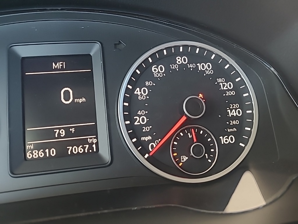 2017 Volkswagen Tiguan S photo 10