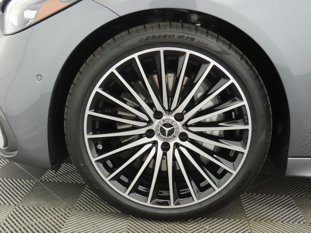 2025 Mercedes Benz C 300 photo 31