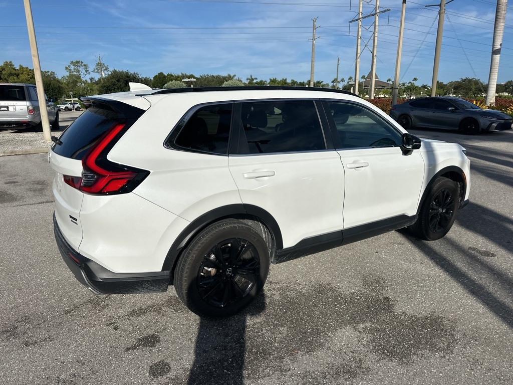 2024 Honda CR-V Sport Touring photo 4