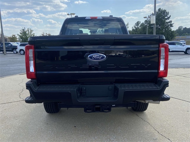 2026 Ford F-250 photo 3