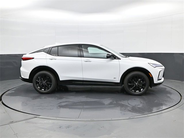 2026 Buick Envista ST photo 3