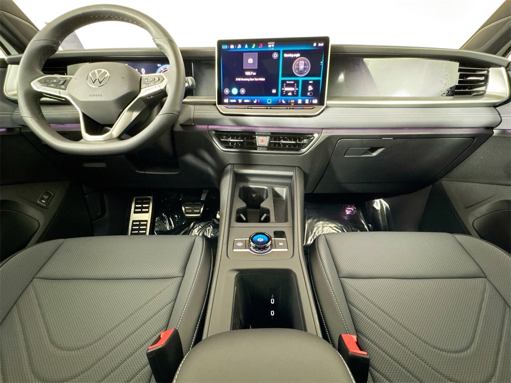 2025 Volkswagen Tiguan SE R-Line Black photo 15