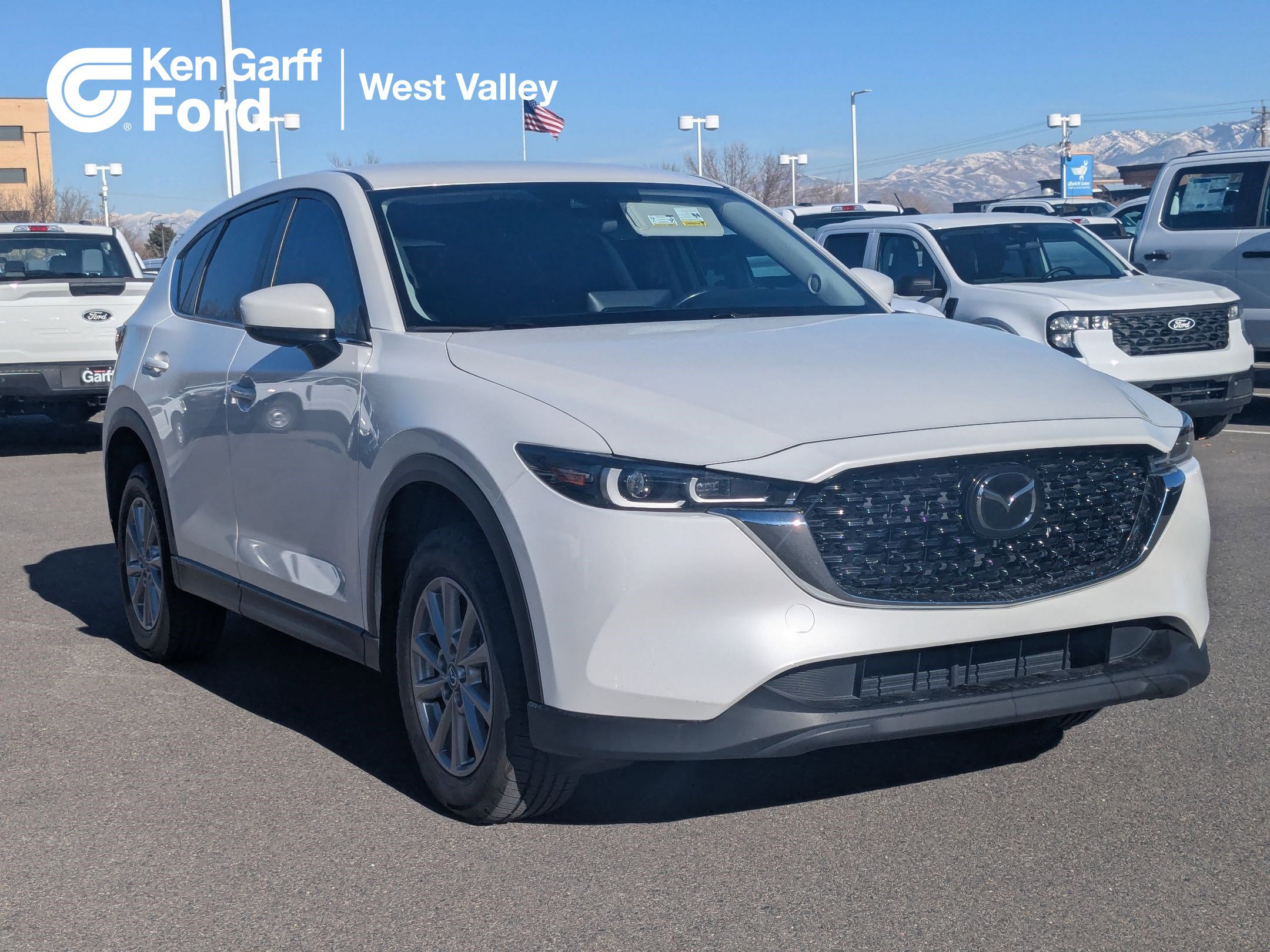2023 Mazda CX-5 S Select Package's photo