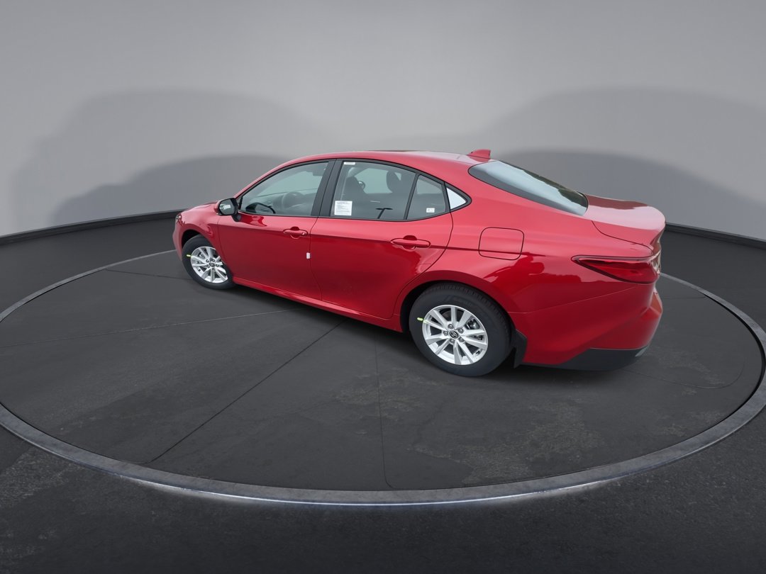 2025 Toyota Camry LE photo 5