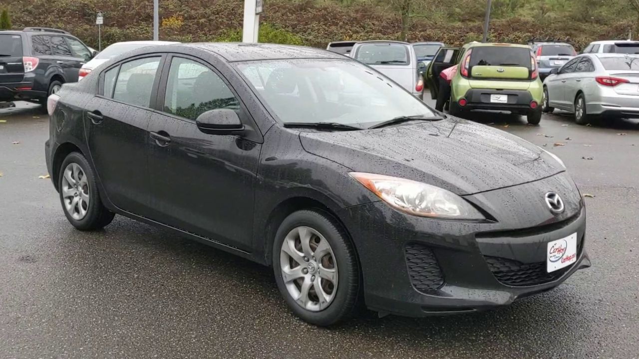2013 Mazda MAZDA3 i SV