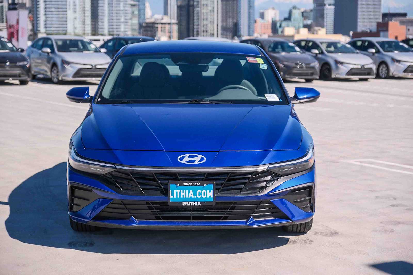 2024 Hyundai Elantra SEL photo 2