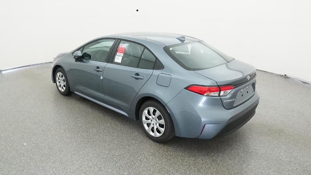2025 Toyota Corolla LE photo 13