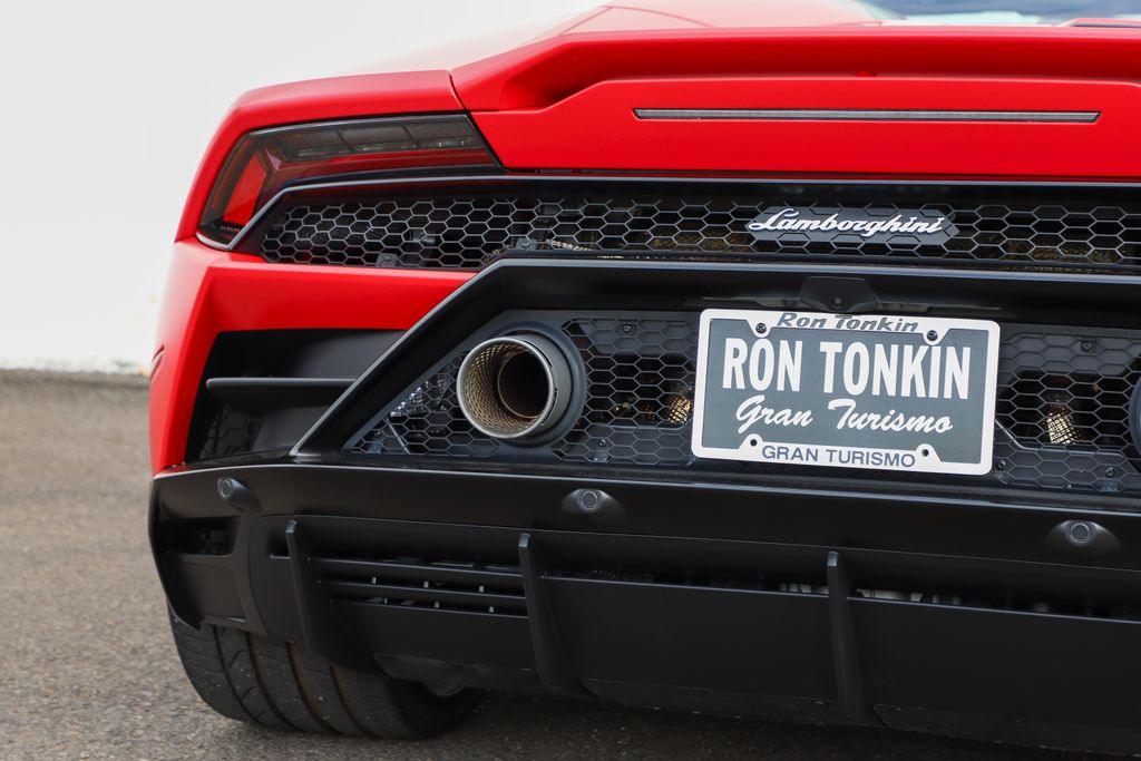 2024 Lamborghini Huracan Evo Spyder photo 19
