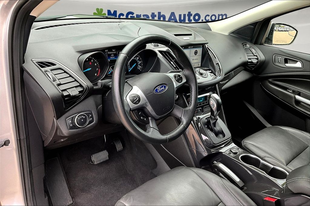 2016 Ford Escape Titanium photo 15