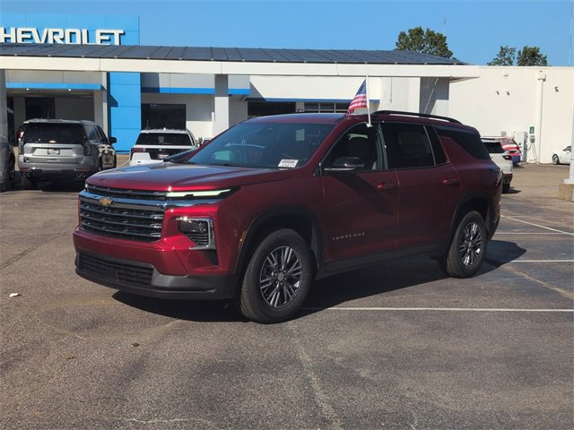 2026 Chevrolet Traverse LT's photo