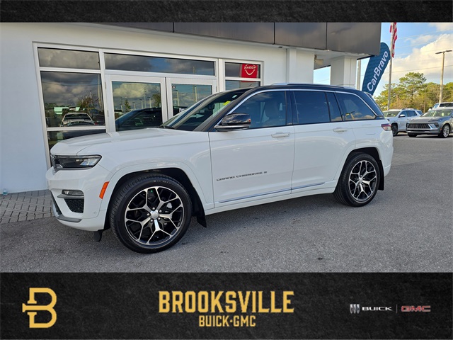 2022 Jeep Grand Cherokee Summit Reserve's photo