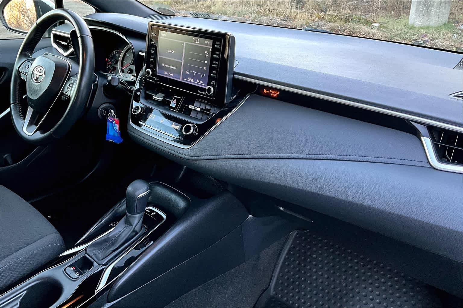 2022 Toyota Corolla SE photo 14