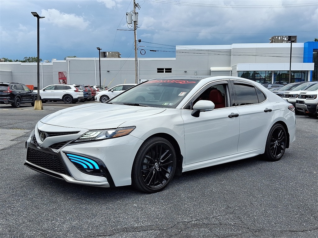2023 Toyota Camry XSE photo 3