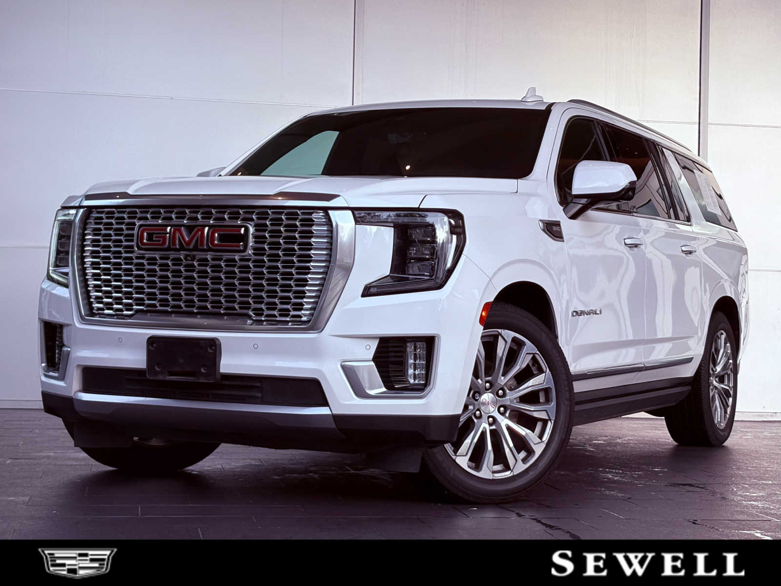 2021 GMC Yukon XL Denali's photo
