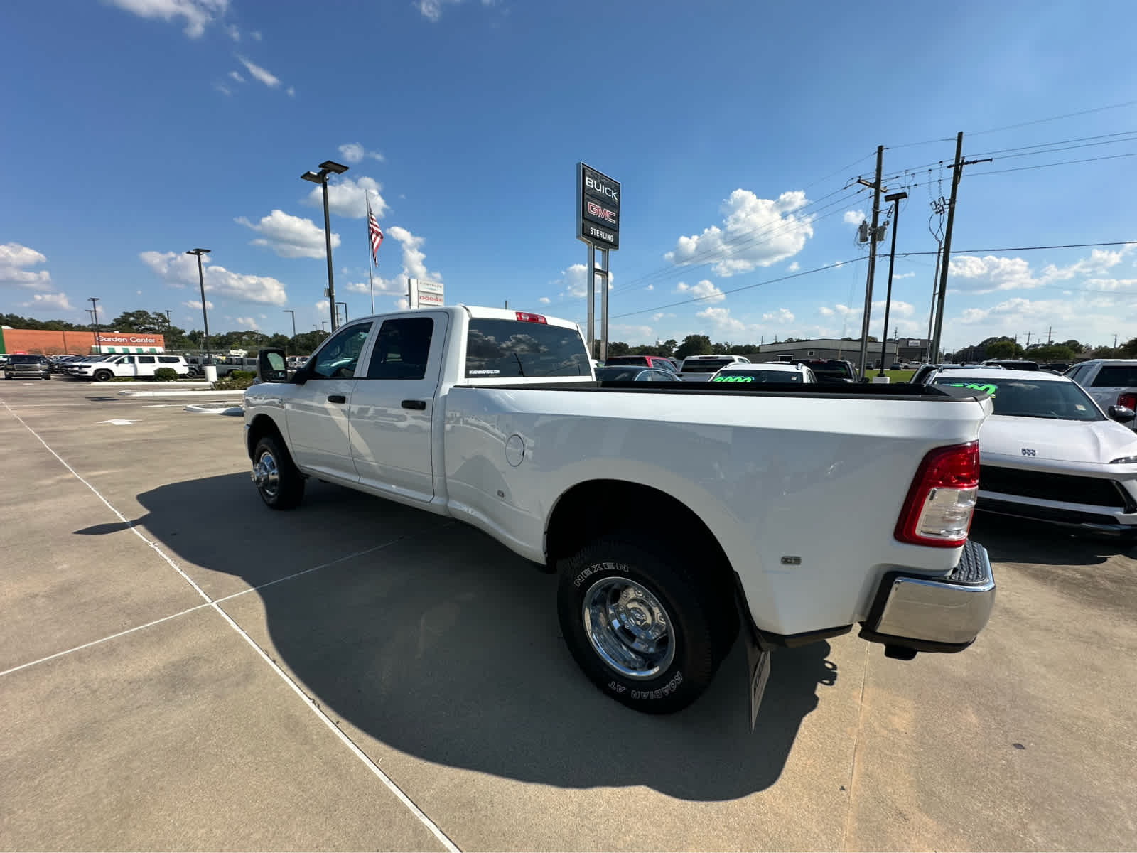 2024 Ram 3500 Tradesman photo 4