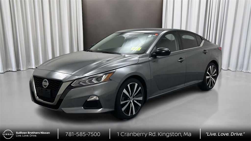 2022 Nissan Altima SR