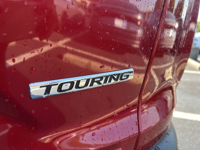 2019 Honda CR-V Touring photo 8