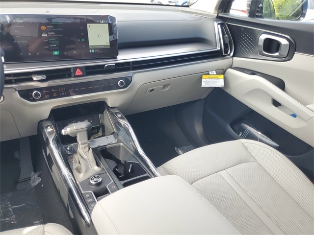 2025 Kia Sorento S photo 11
