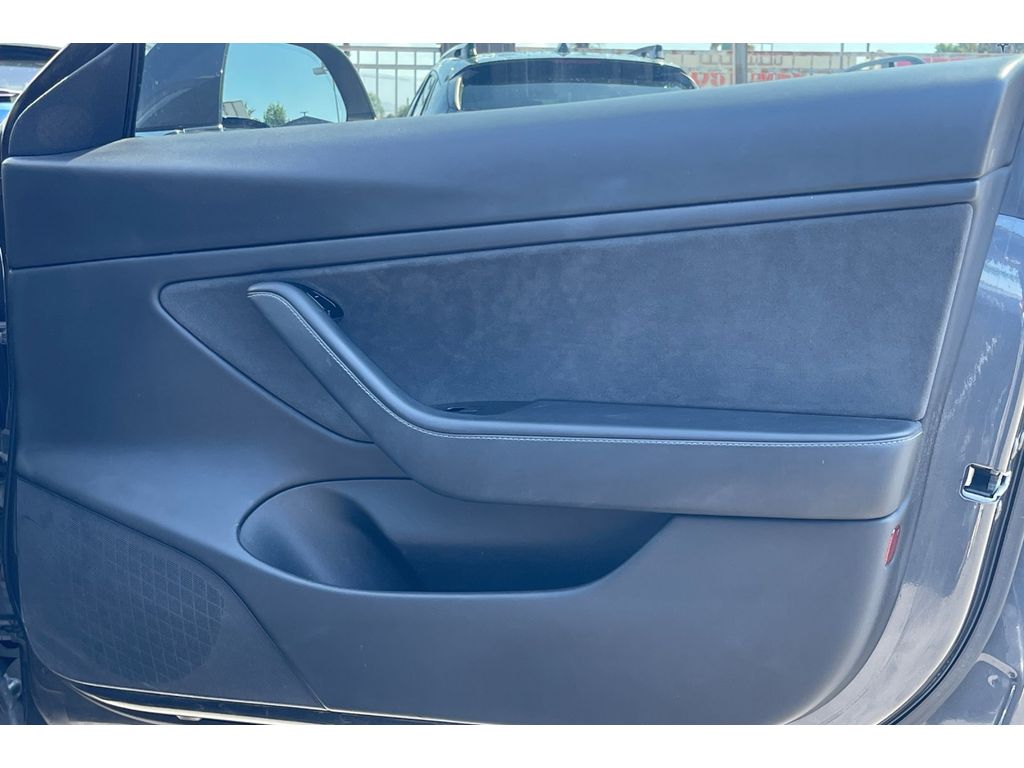 2020 Tesla Model 3 Long Range photo 18