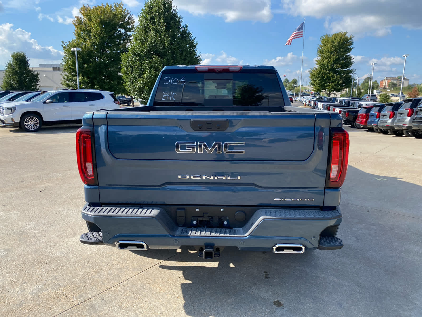 2026 Gmc Sierra 1500 Denali Ultimate photo 7
