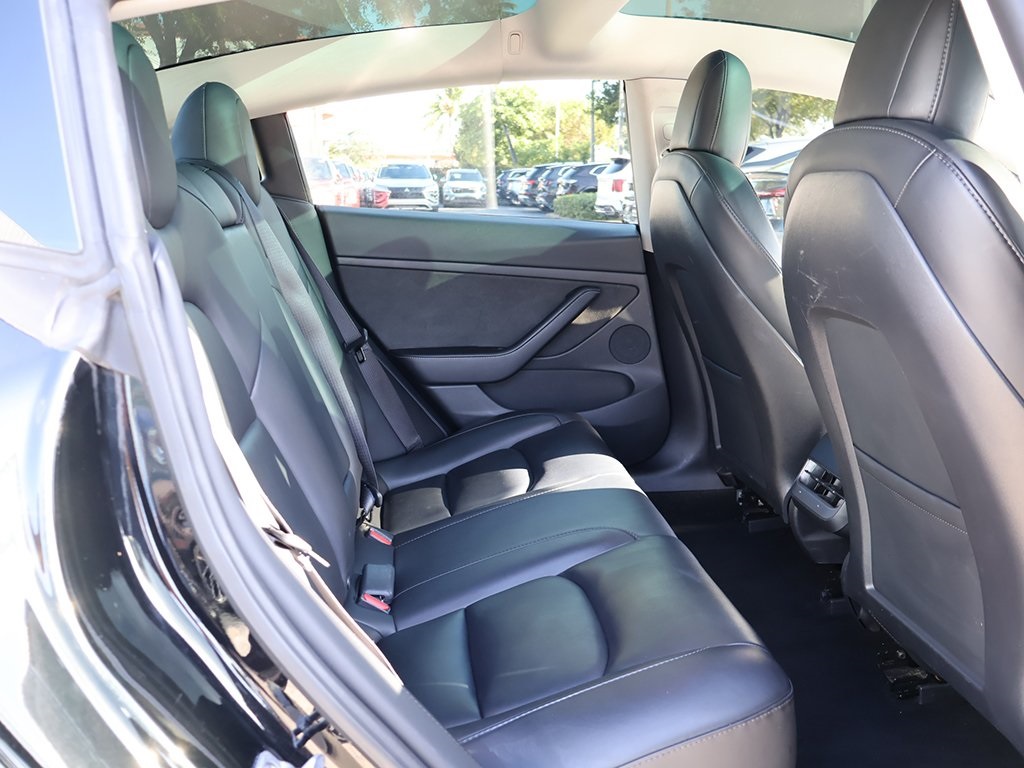 2022 Tesla Model 3 photo 34