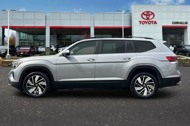 2024 Volkswagen Atlas SE Technology photo 7