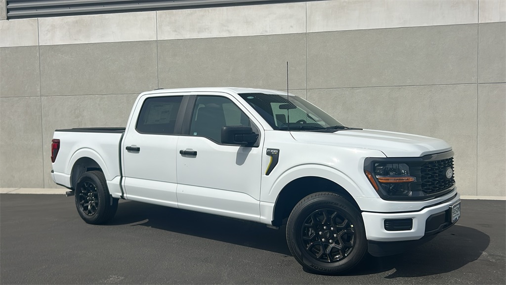 2025 Ford F-150 STX's photo