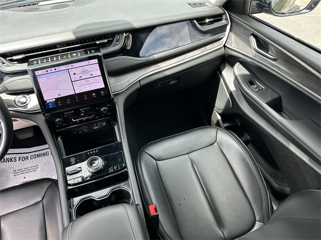 2023 Jeep Cherokee Base photo 16