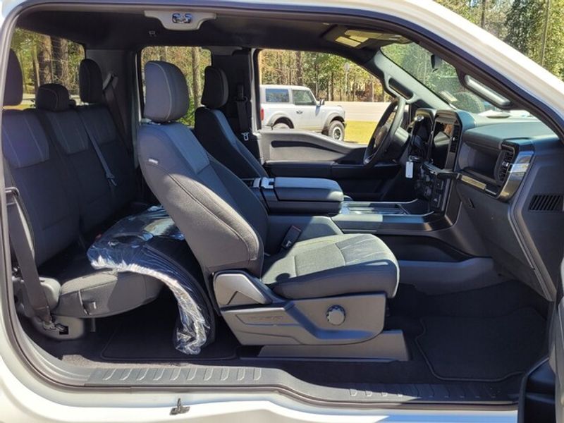 2025 Ford F-150 STX photo 12