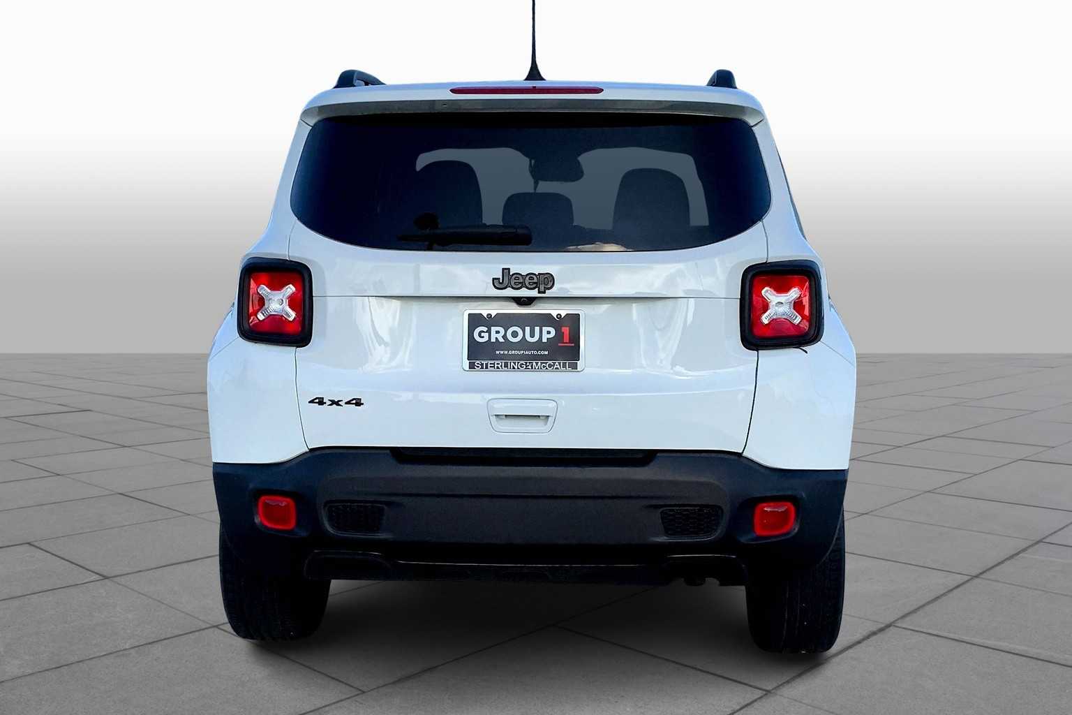2022 Jeep Renegade Altitude photo 4
